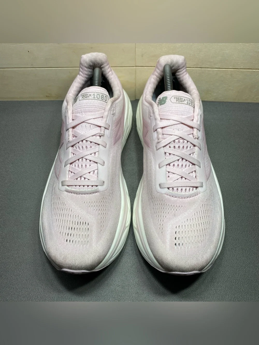 New Balance Fresh Foam 1080 Pink White Women's Size 10.5 Running Shoes Sneakers